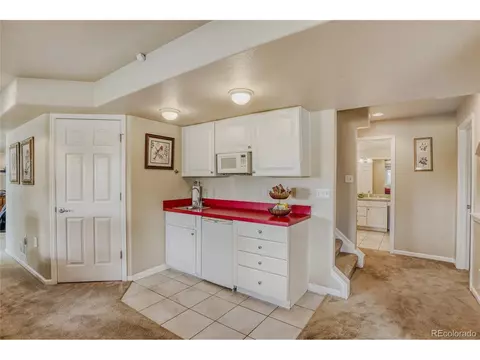 Kitchen - 19548 E Powers Pl, Aurora, CO 80015 photo 4 of 4