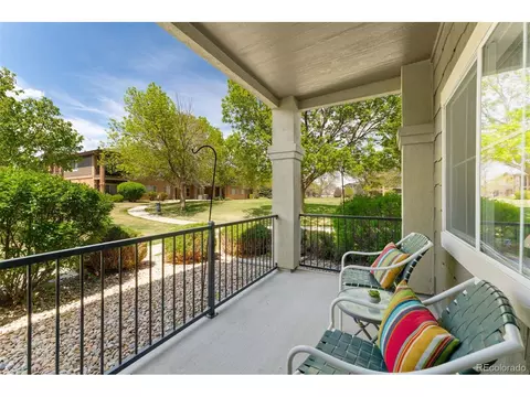 2239 Calais Dr #11F, Longmont, CO 80504