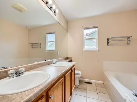 Undisclosed, Aurora, CO 80013 photo 14