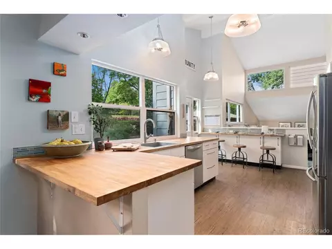 6621 E Peakview Pl, Centennial, CO 80111