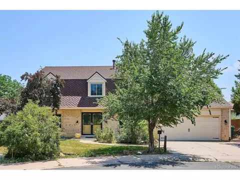 292 S Salem Ct, Aurora, CO 80012