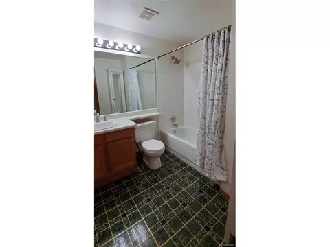Undisclosed, Centennial, CO 80015 photo 32
