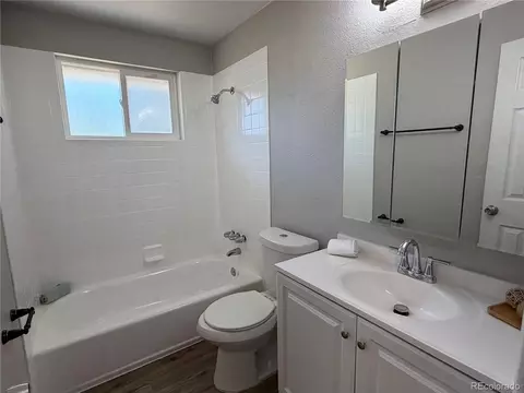 Bath - 11036 E 4th Way, Aurora, CO 80010 photo 4 of 4