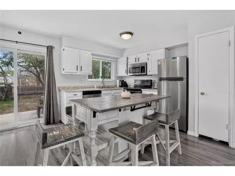 Kitchen - 4398 S Youngfield St, Morrison, CO 80465 photo 2 of 2
