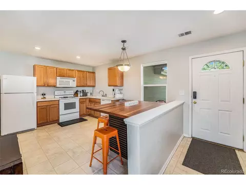 2236 E 109th Dr, Northglenn, CO 80233 photo 4