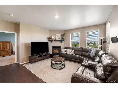 11 S Quantock St, Aurora, CO 80018 photo 3