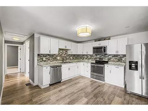 4665 W 6th Ave #15, Denver, CO 80204