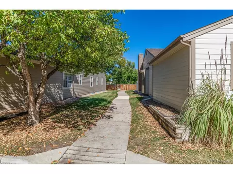 14261 E Warren Pl, Aurora, CO 80014 photo 3