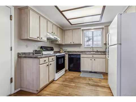14261 E Warren Pl, Aurora, CO 80014 photo 11