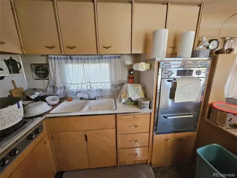Kitchen - 1404 Buffalo Ridge Rd, Como, CO 80432 photo 3 of 3