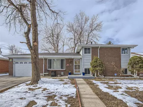 2705 Billings St, Aurora, CO 80011