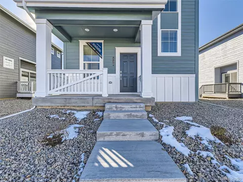 520 Kiowa Ave, Bennett, CO 80102 photo 3