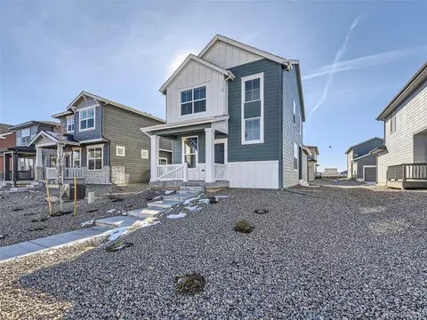 520 Kiowa Ave, Bennett, CO 80102 photo 2
