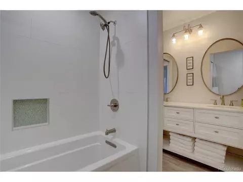 Bath - 13673 Libra Ct, Littleton, CO 80124 photo 4 of 5