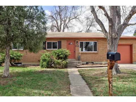 6374 Iris Ct, Arvada, CO 80004 photo 2