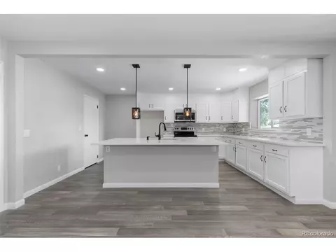 Undisclosed, Denver, CO 80221 photo 14
