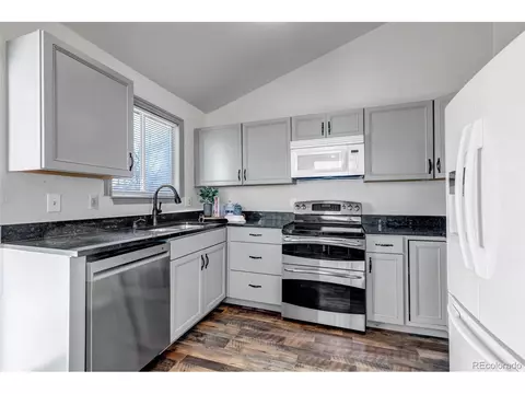 17562 E Whitaker Dr, Aurora, CO 80015 photo 7