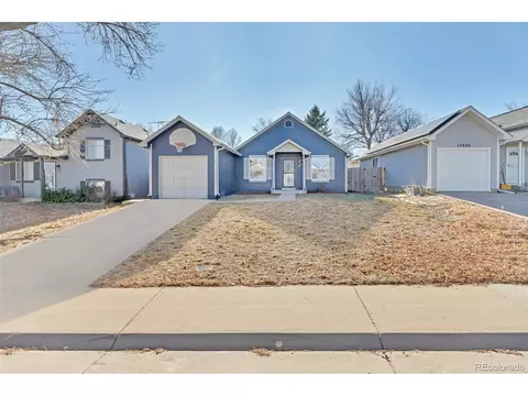 17562 E Whitaker Dr, Aurora, CO 80015 photo 5