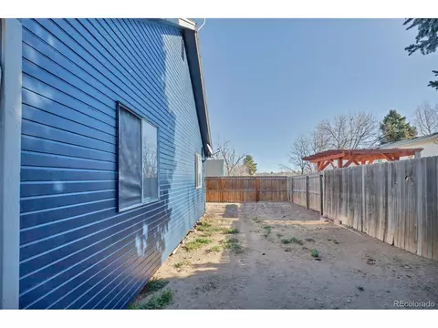 17562 E Whitaker Dr, Aurora, CO 80015 photo 23