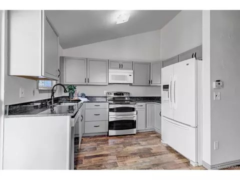 17562 E Whitaker Dr, Aurora, CO 80015 photo 6