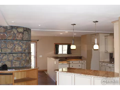 20361 S Saint Vrain Dr, Lyons, CO 80540 photo 5