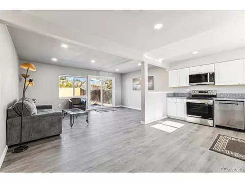 381 Cortez St, Denver, CO 80221 photo 6
