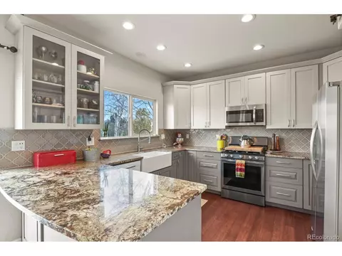 Kitchen - 11388 Ebony St, Firestone, CO 80504 photo 2 of 4