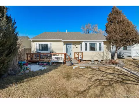206 Magnolia Ln, Sterling, CO 80751