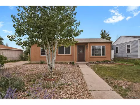 2805 Casden Cir, Colorado Springs, CO 80909