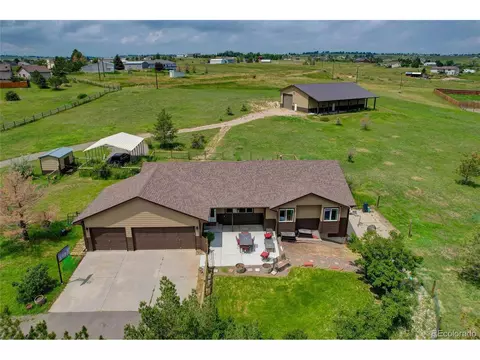 1605 Pawnee Pkwy, Elizabeth, CO 80107