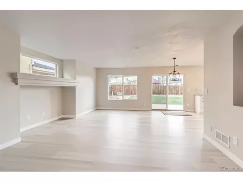 20601 E 40th Ave, Denver, CO 80249 photo 6