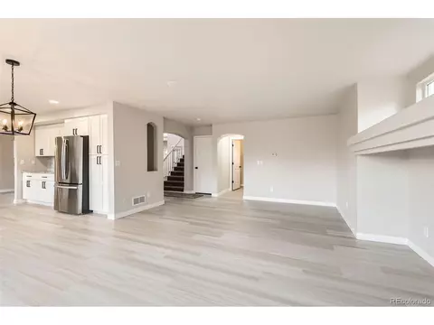 20601 E 40th Ave, Denver, CO 80249 photo 2