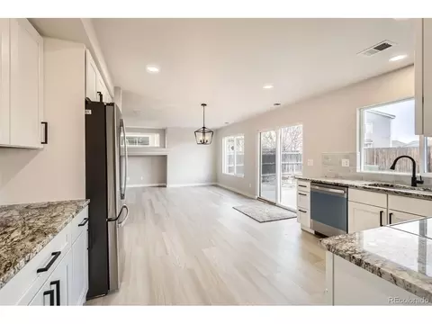 20601 E 40th Ave, Denver, CO 80249 photo 9