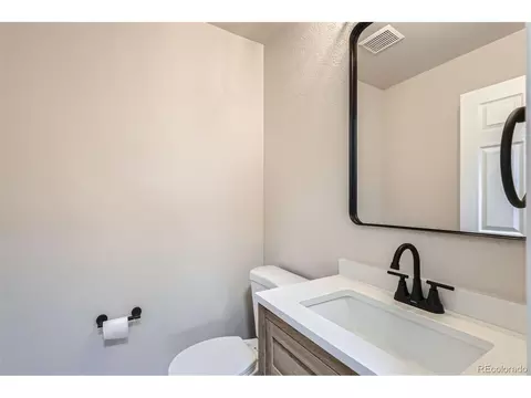 20601 E 40th Ave, Denver, CO 80249 photo 12