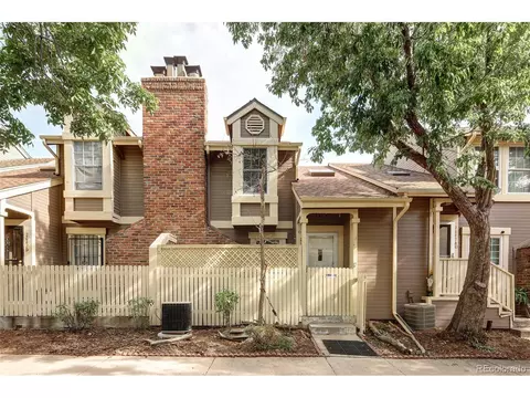 2082 S Helena St #C, Aurora, CO 80013