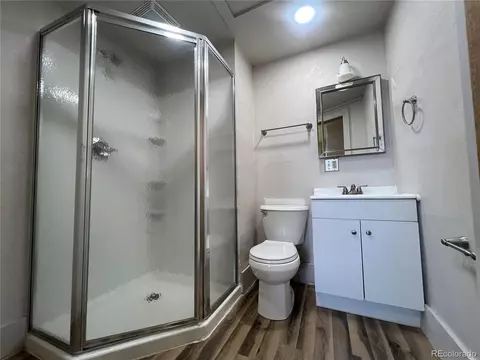 Bath - 545 E Ave, Limon, CO 80828 photo 3 of 3