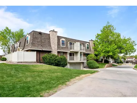 1360 S Idalia St #F, Aurora, CO 80017