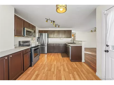 Kitchen - 22893 E Progress Ave, Aurora, CO 80015 photo 2 of 4