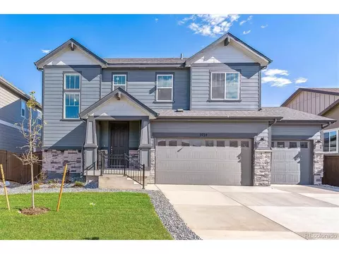 9724 Ceylon St, Commerce City, CO 80022