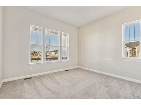 24590 E 36th Ave, Aurora, CO 80019 photo 2