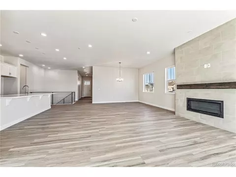 24590 E 36th Ave, Aurora, CO 80019 photo 8