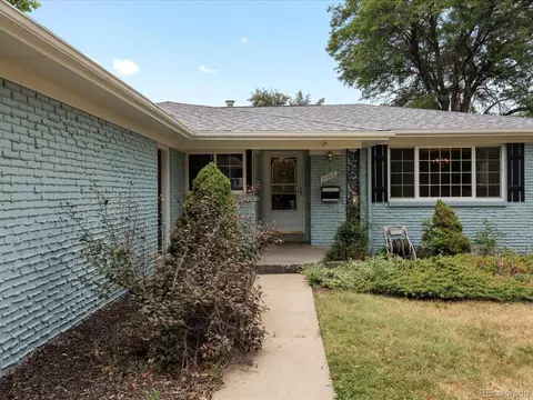 11502 E 5th Ave, Aurora, CO 80010