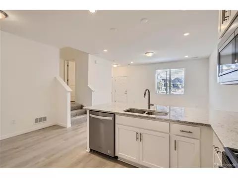 Undisclosed, Aurora, CO 80018 photo 14