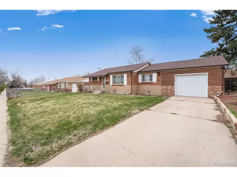 2440 Eppinger Blvd, Thornton, CO 80229 photo 2