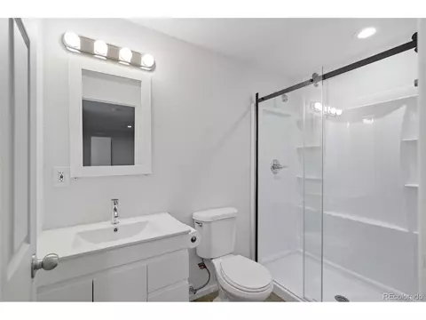 Bath - 532 2nd St, Severance, CO 80546 photo 5 of 5