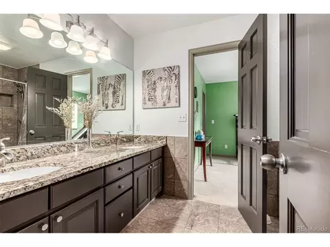 Bath - 308 Red Hawk Cir, Silverthorne, CO 80498 photo 4 of 7