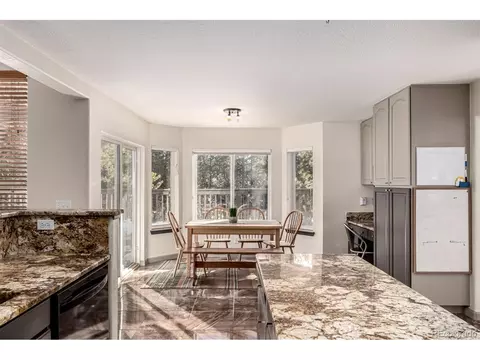 Kitchen - 308 Red Hawk Cir, Silverthorne, CO 80498 photo 4 of 5