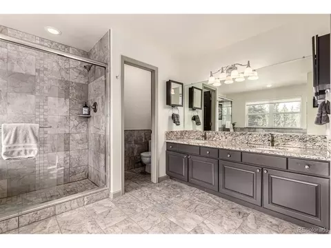 Bath - 308 Red Hawk Cir, Silverthorne, CO 80498 photo 2 of 7