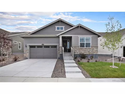 8701 S Riviera Ct, Aurora, CO 80016
