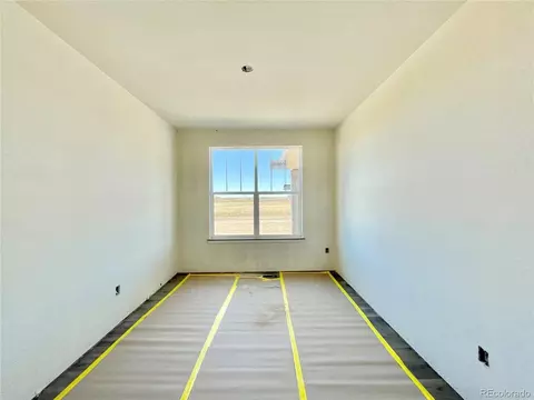 16300 Saint Paul Dr, Thornton, CO 80602 photo 4
